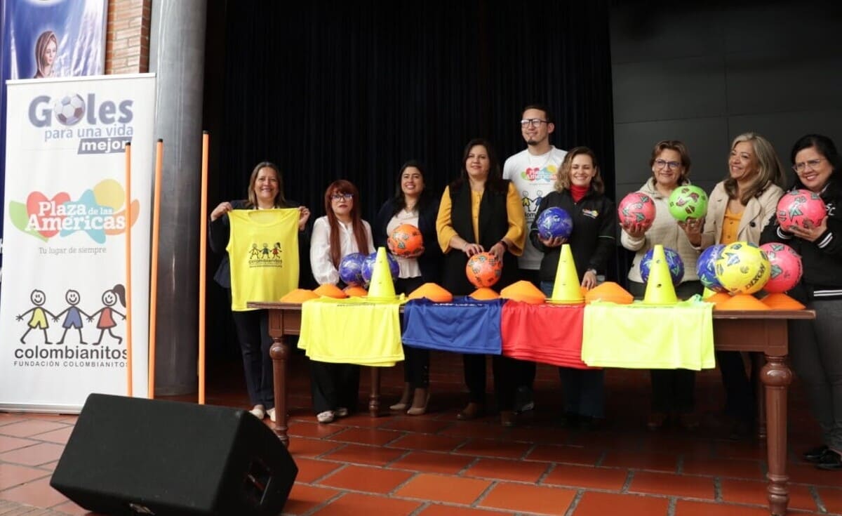 «Goles para una vida mejor» Proyecto de la Fundación Colombianitos