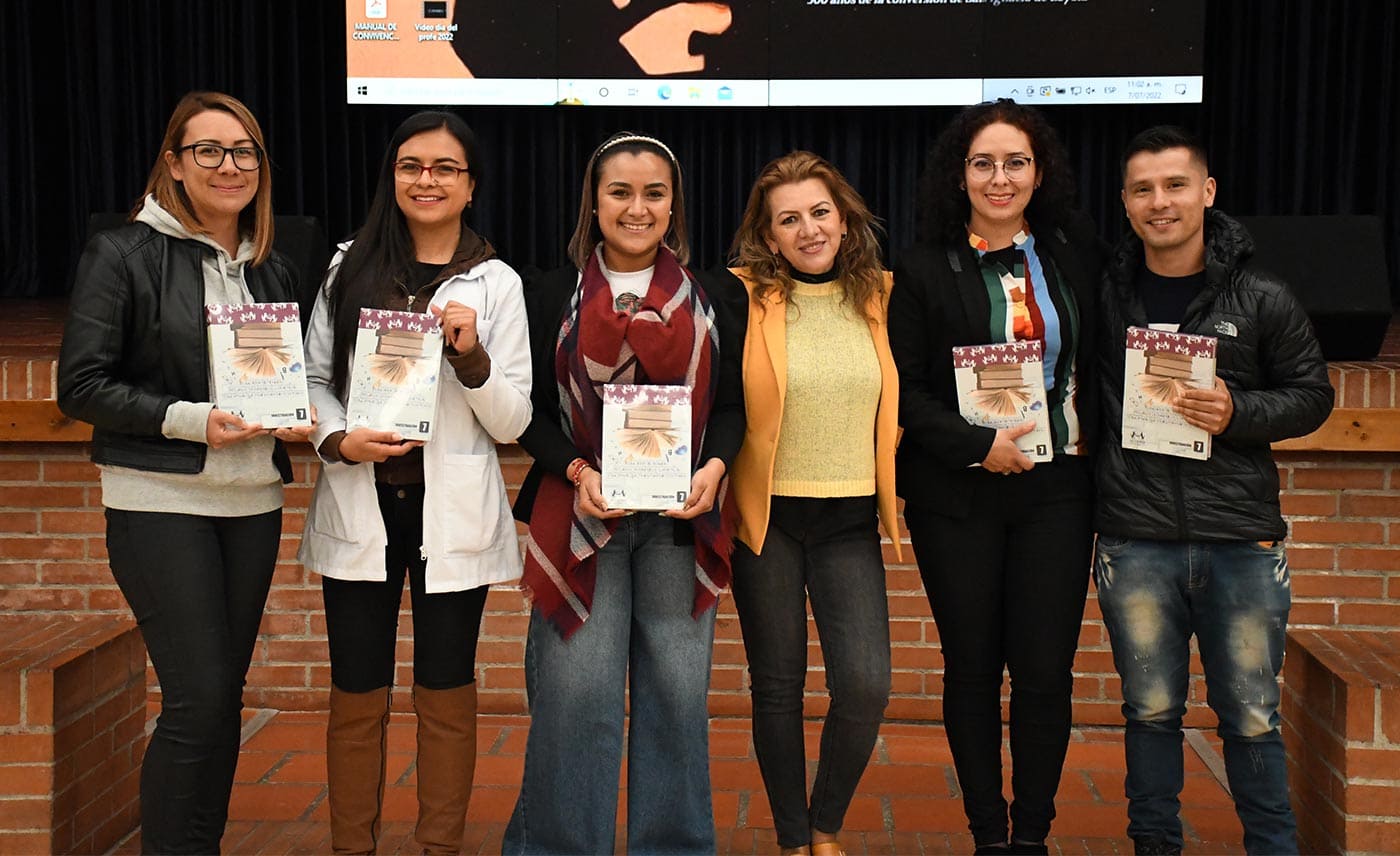 Maestros ganadores del XI Premio al (la) Educador(a) 2022