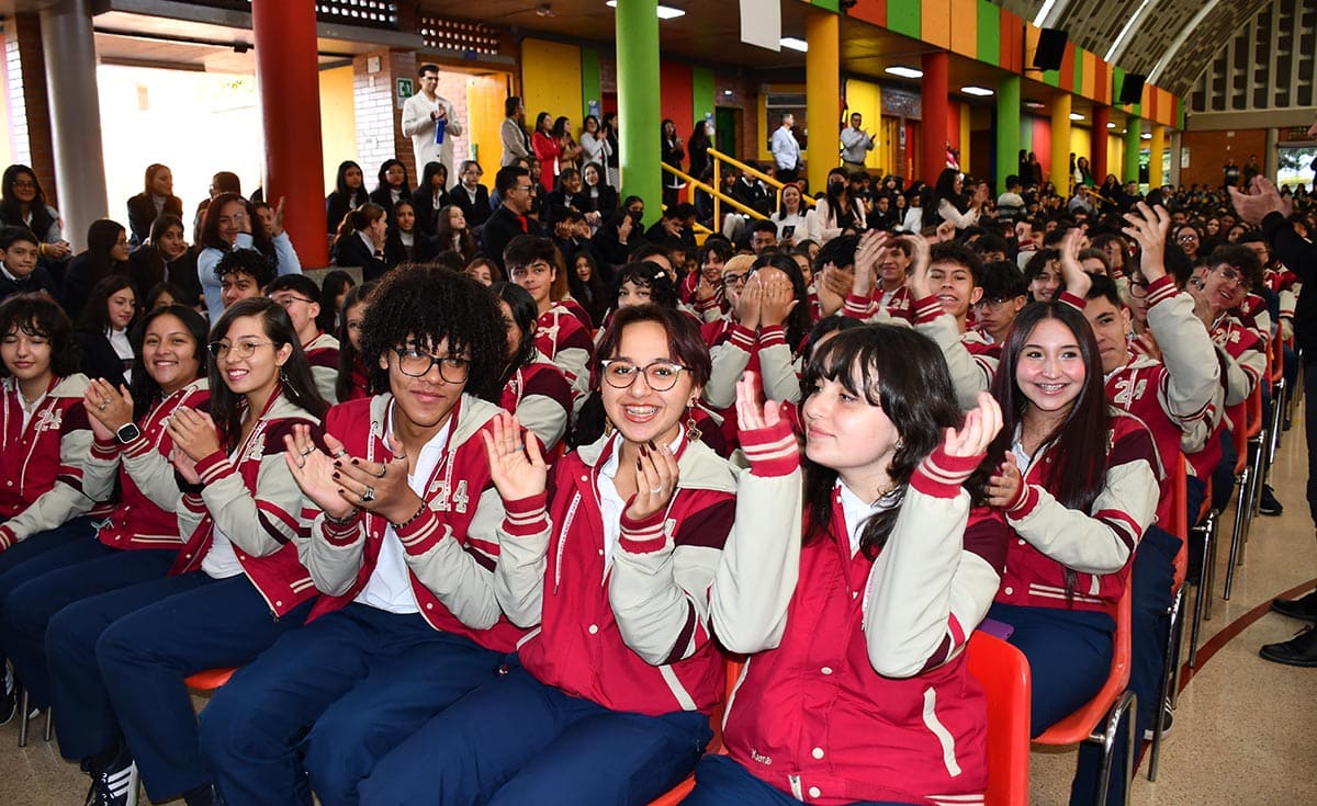 Colocamos en manos de Dios este inicio del año escolar