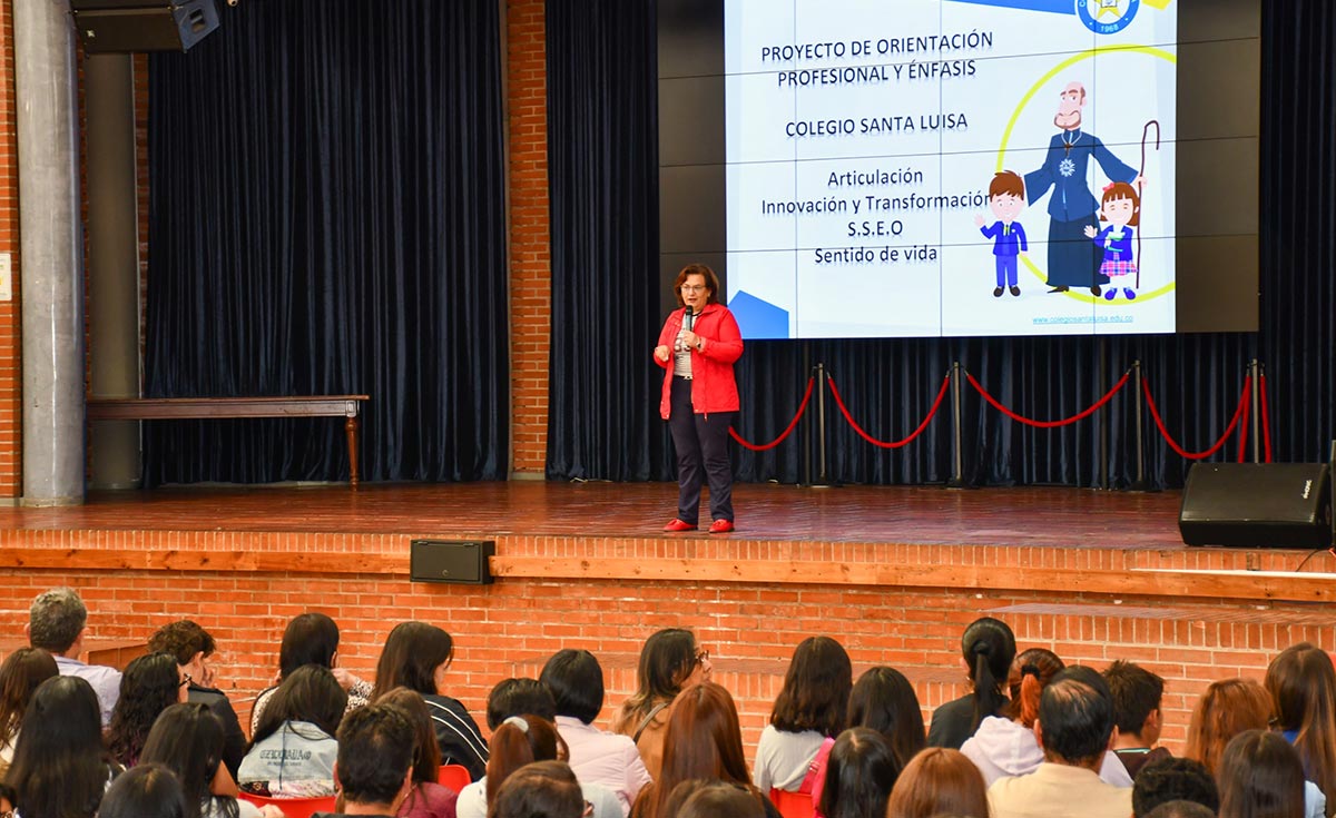 Presentación Proyecto Educativo: “Orientación Profesional, Sentido de Vida y Énfasis” 2024
