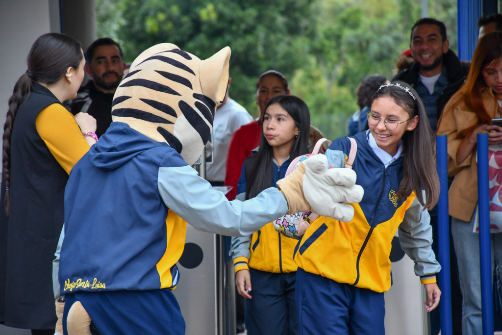 Bienvenida a los nuevos estudiantes