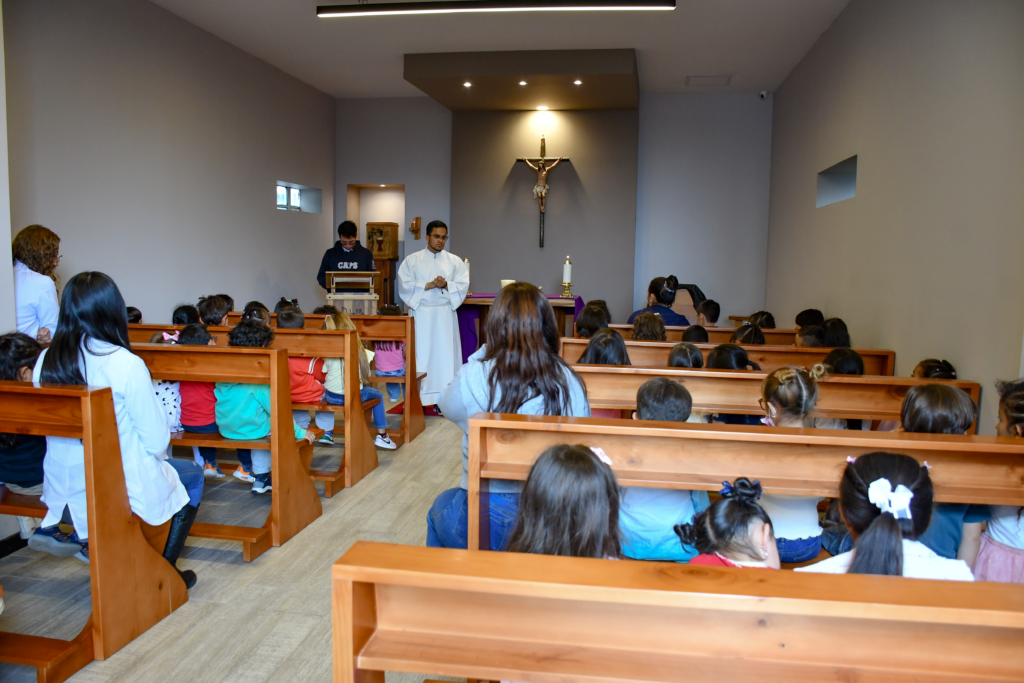 Primer Día Especial: Los estudiantes de Preescolar participaron en el Encuentro con Cristo
