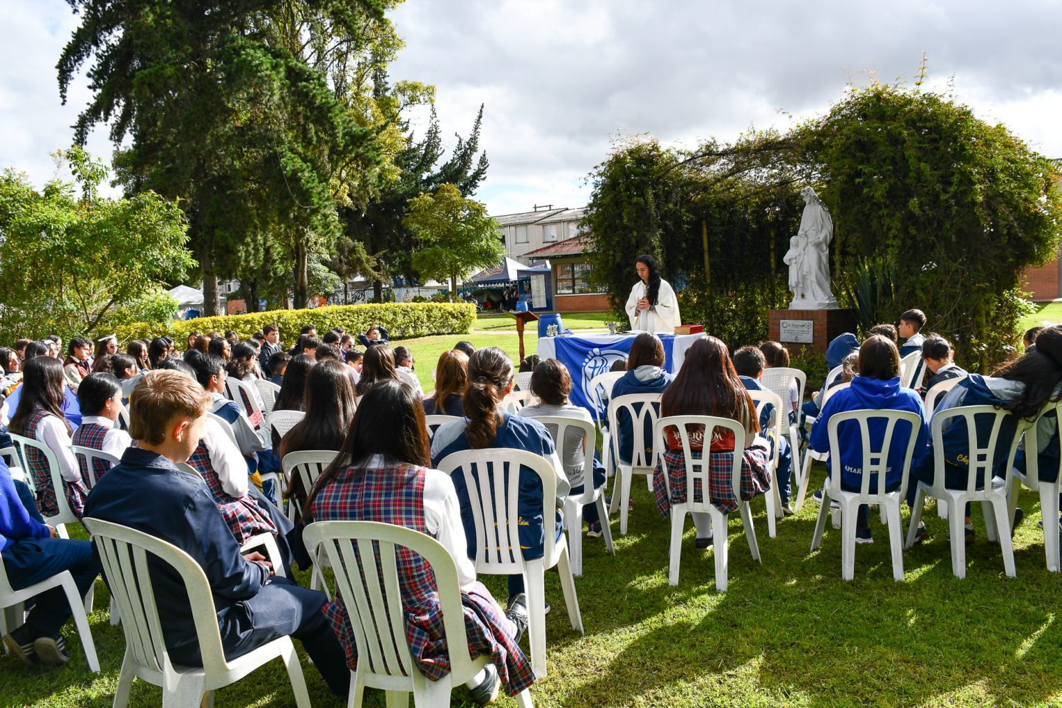 Celebración 15 años, movimiento Juvenil Ignaciano Huellas en Colombia