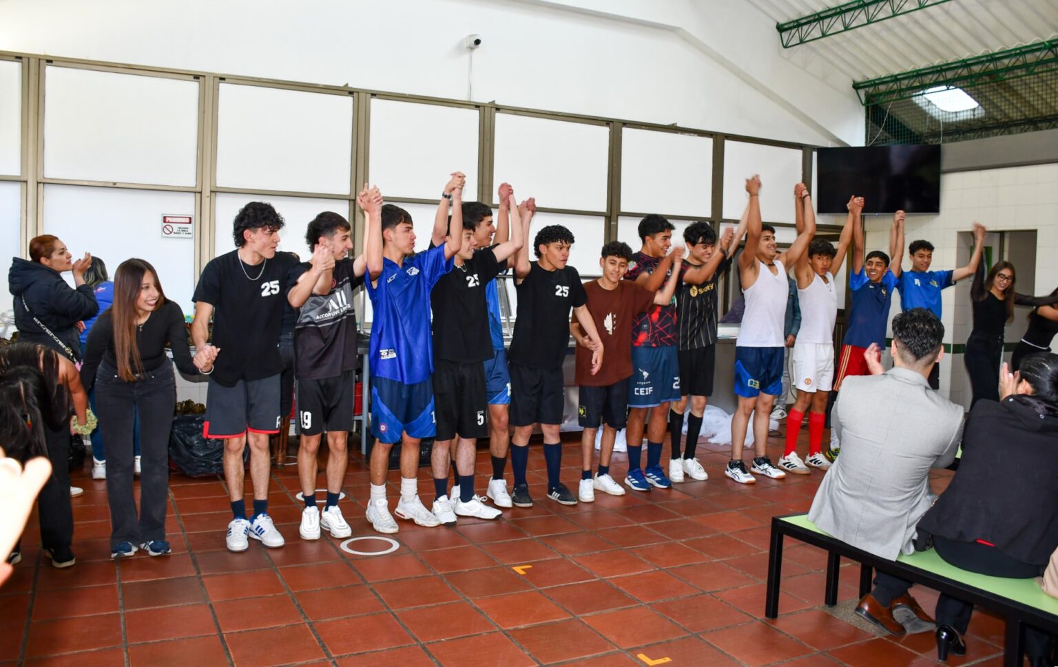 Asofamilias y la Promoción AETERNUM celebraron el Día del Maestro CSL