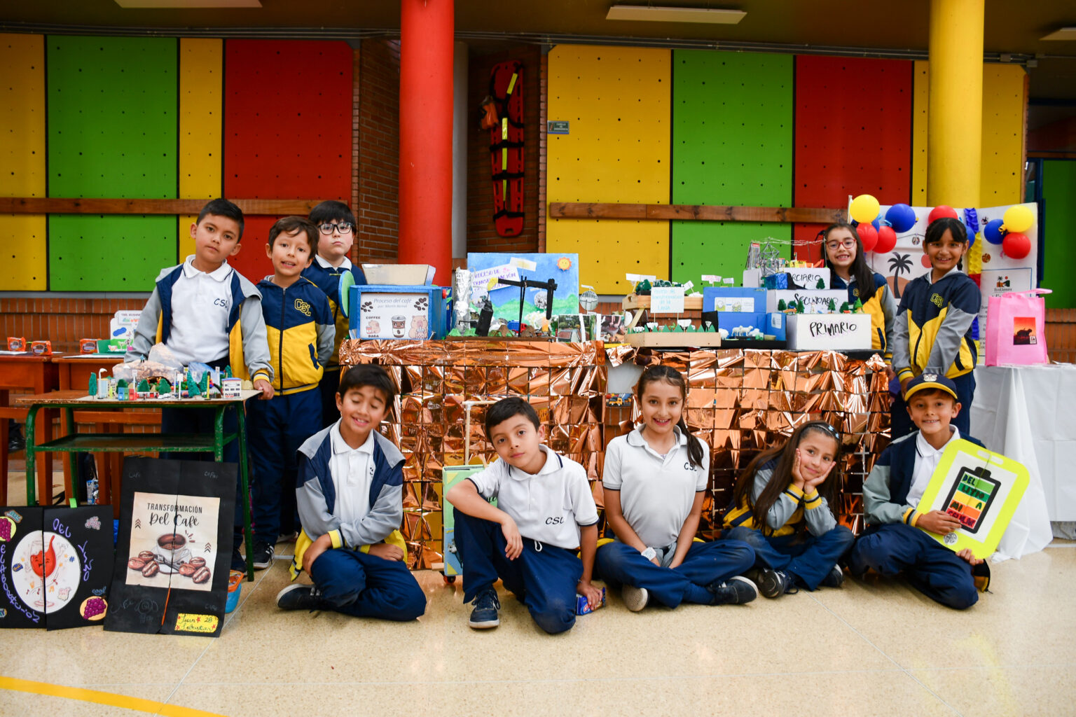 Cuarta Feria Microempresarial “Creative Zone” 2025