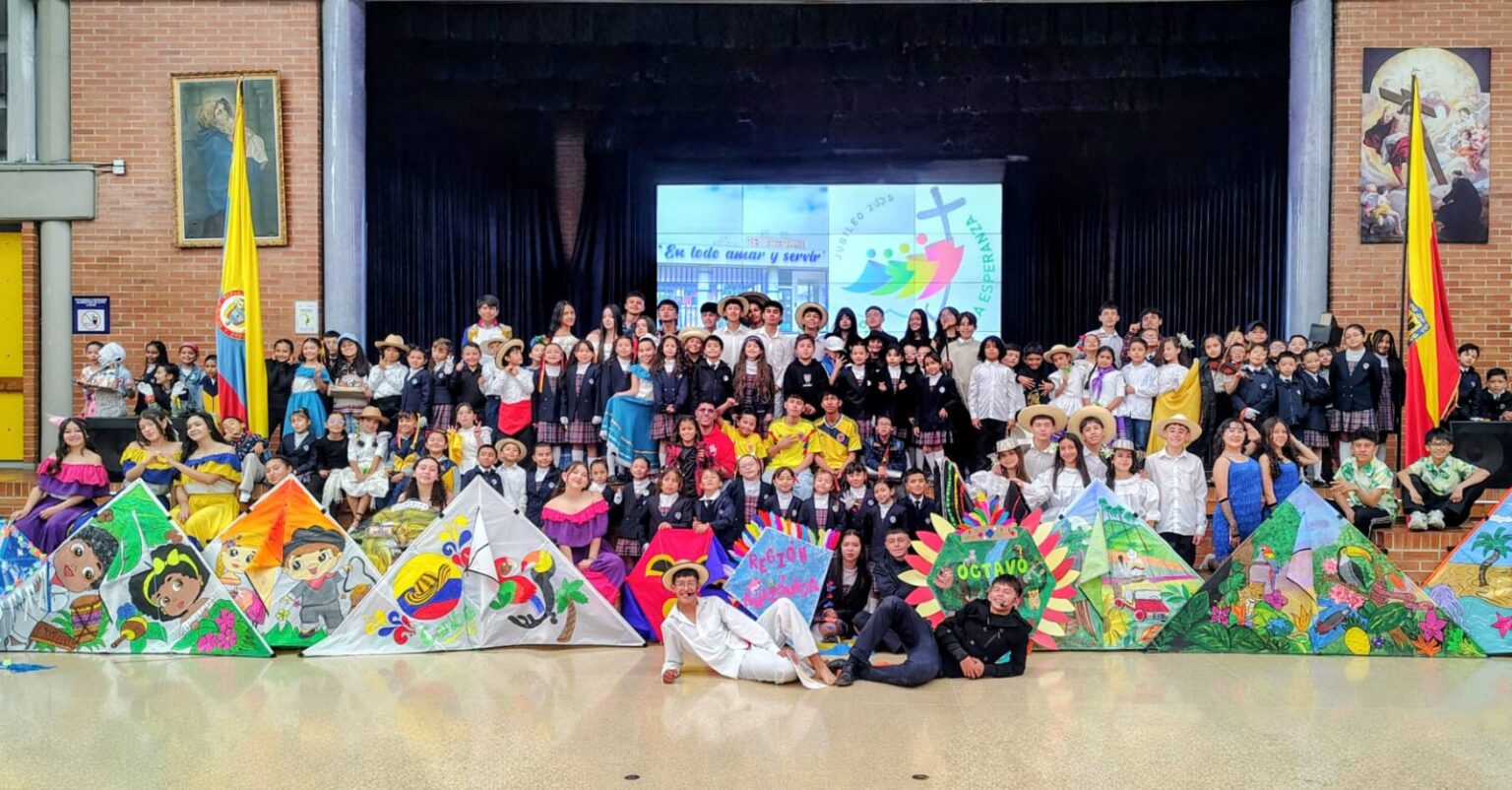 Ciclos II y V conmemoran la Batalla de Boyacá y el cumpleaños 487 de Bogotá