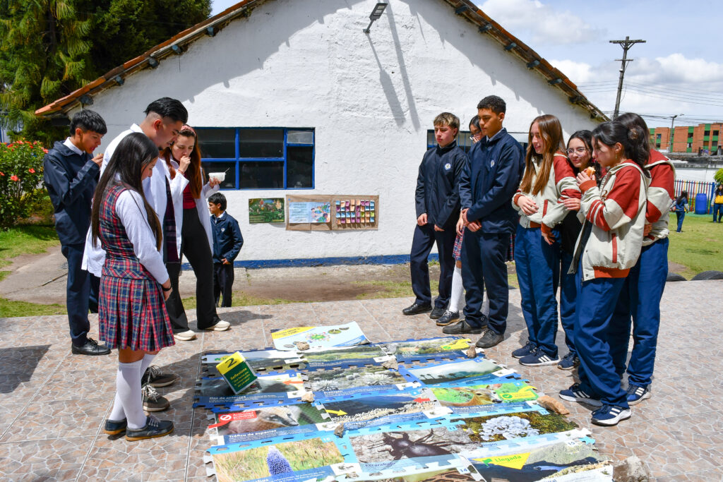 Estudiantes reflexionan sobre el cuidado del medio ambiente en la Semana de la Biodiversidad
