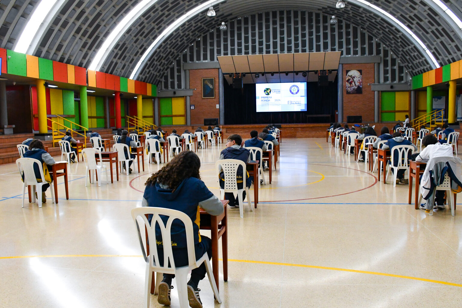 Estudiantes participaron en las Olimpiadas STEM de la Universidad de los Andes