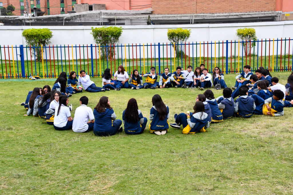 El Colegio Santa Luisa realizó simulacros de evacuación para fortalecer la preparación ante emergencias