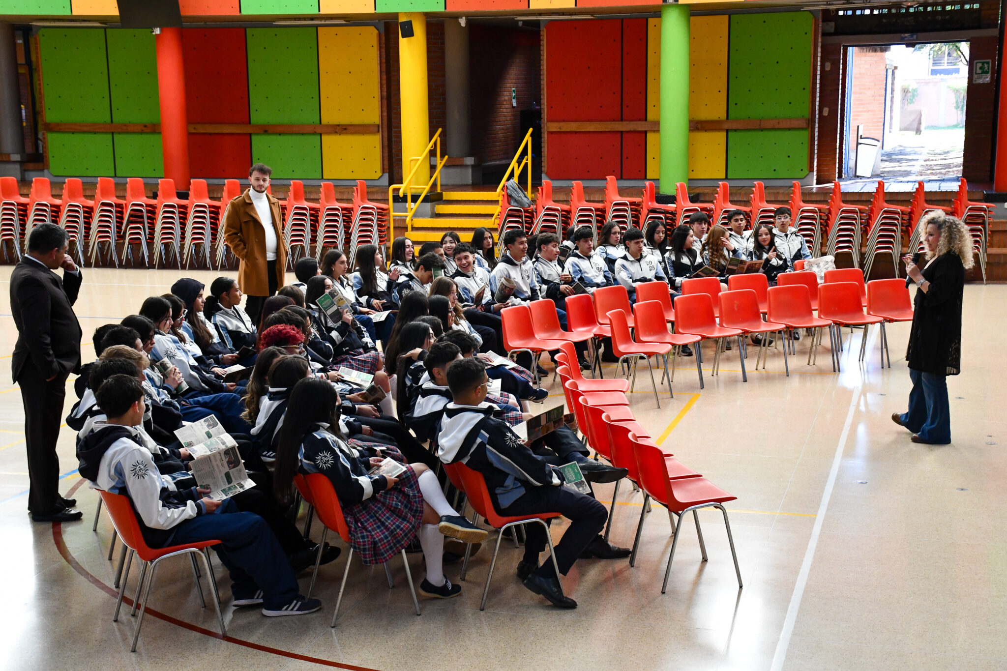 Estudiantes de 11° participaron en el taller “Hazte presente para diseñar la vida”