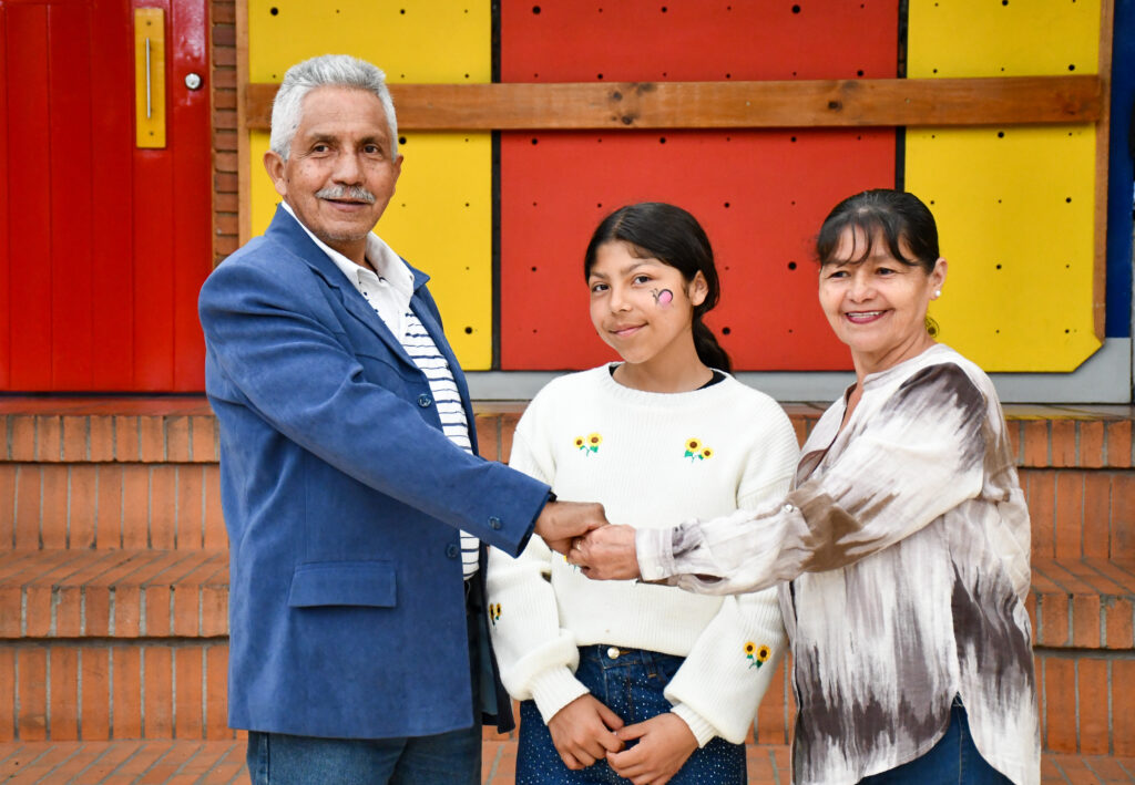 Un homenaje a nuestros abuelitos y abuelitas