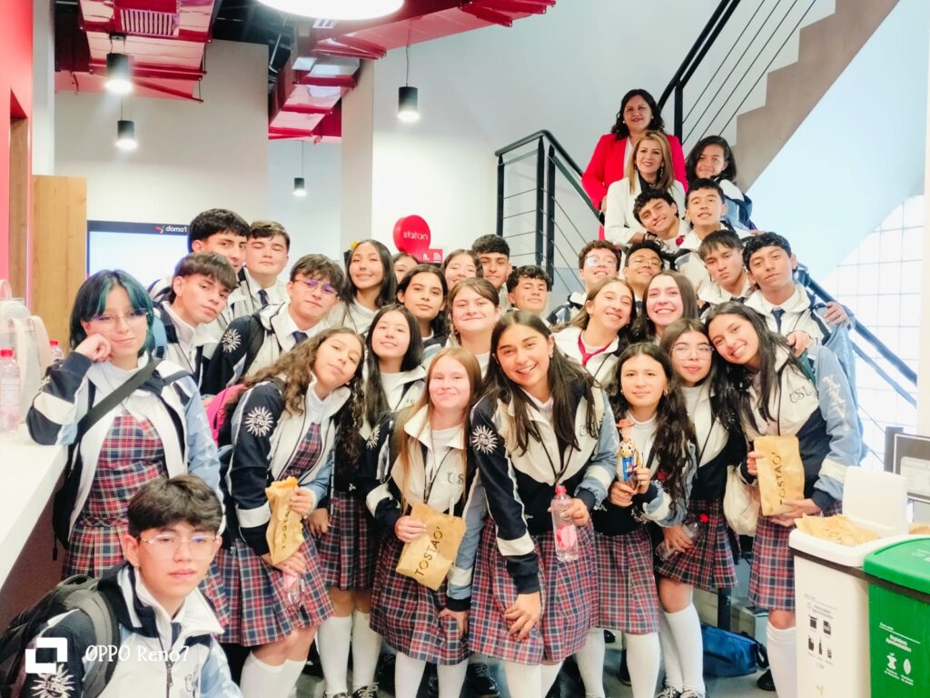 Nuestros estudiantes vivieron una experiencia de innovación y liderazgo en la IV Semana Empresarial ProBogotá