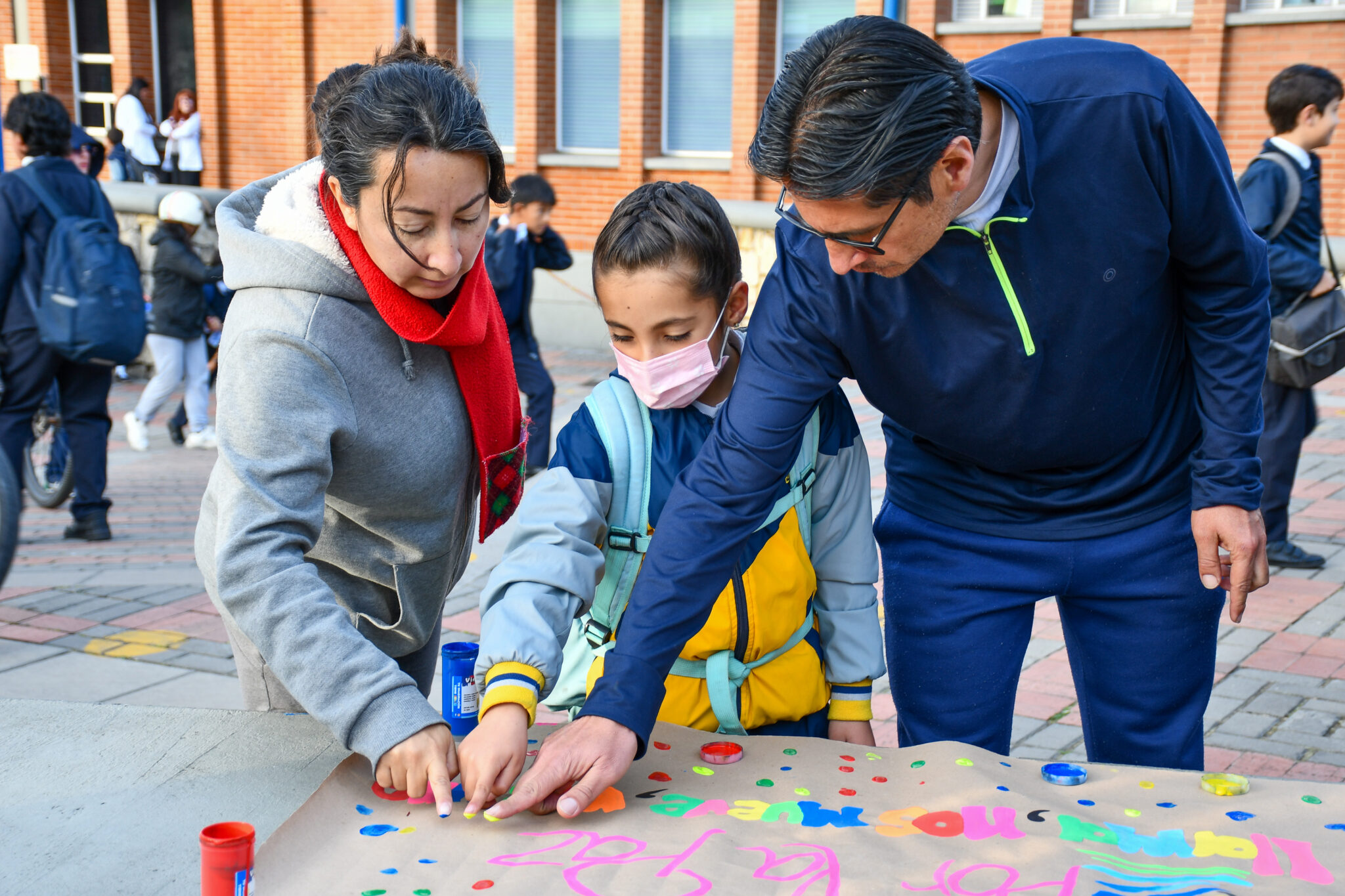 El Colegio Santa Luisa da apertura a la Semana por la Paz