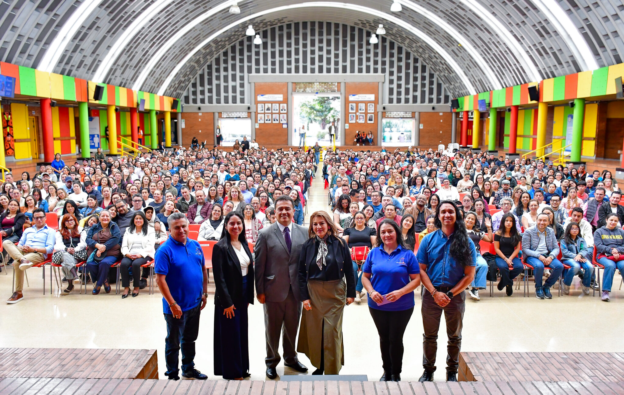 Escuela de Padres, límites, amor y estrategias para acompañar a nuestros hijos/as