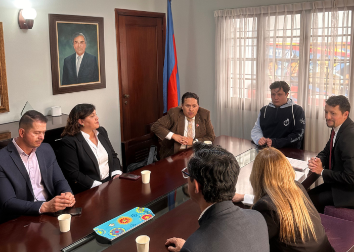 Convenio entre el Colegio Santa Luisa y la Fundación Tomás Rueda Vargas abre puertas a becas universitarias