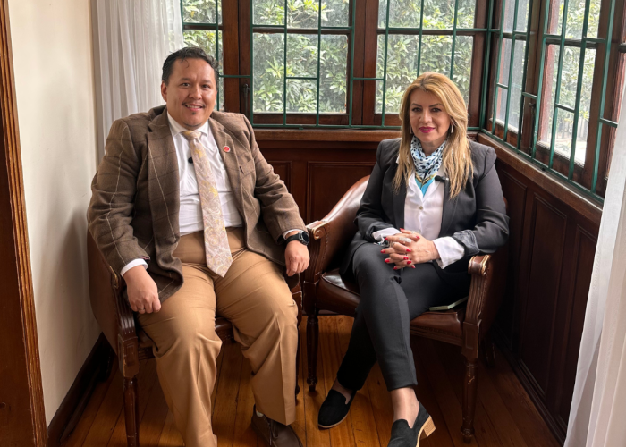 Convenio entre el Colegio Santa Luisa y la Fundación Tomás Rueda Vargas abre puertas a becas universitarias