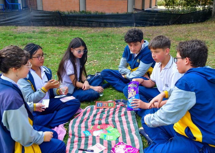 Ciudadanos Creativos para una Cultura de Paz y Lúdicas 2°, 7° y 9°