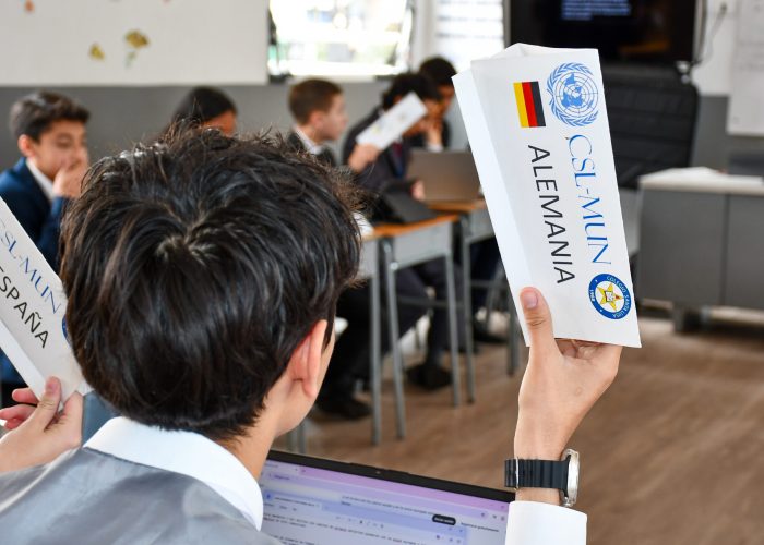 CSLMUN XIV: Escuchar, debatir y construir paz desde la escuela