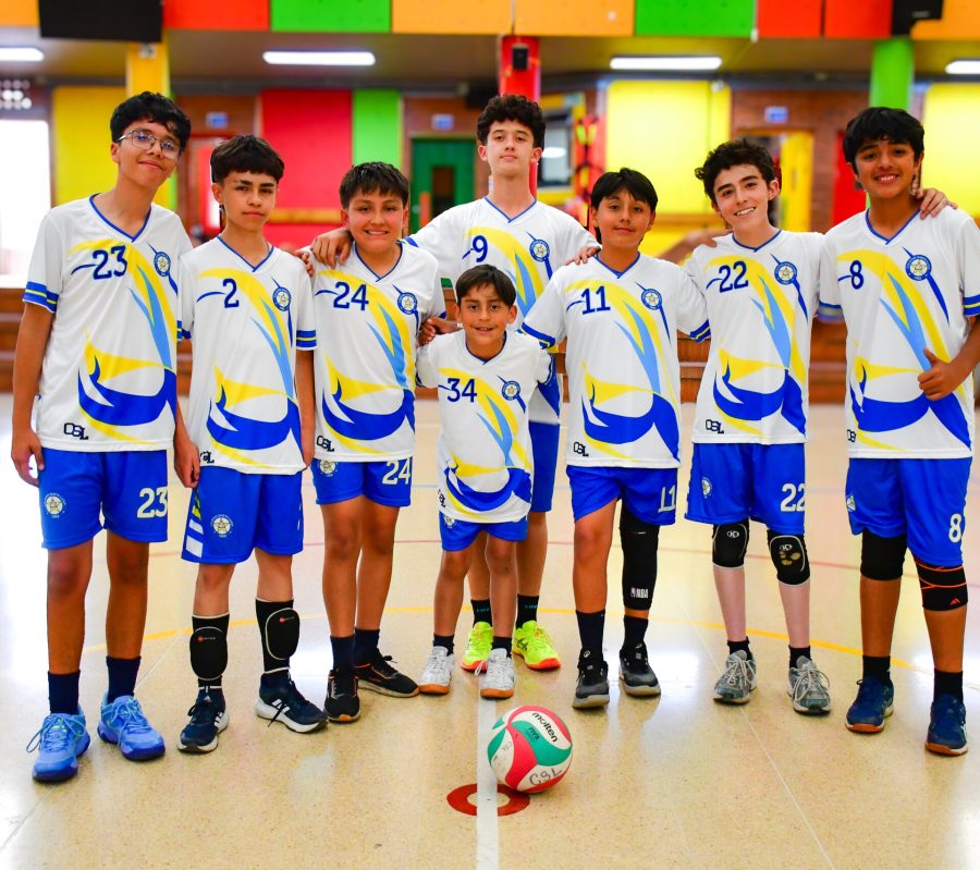 ¡Nuestros estudiantes representarán a Bogotá en la fase regional de voleibol!