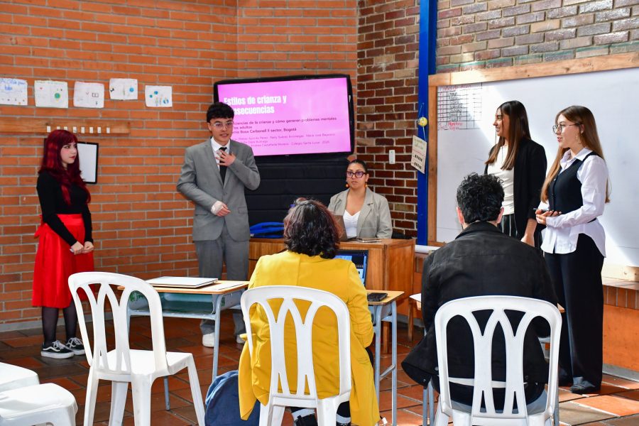 Sustentación Proyectos Énfasis Promoción VIKAIRUS 2026