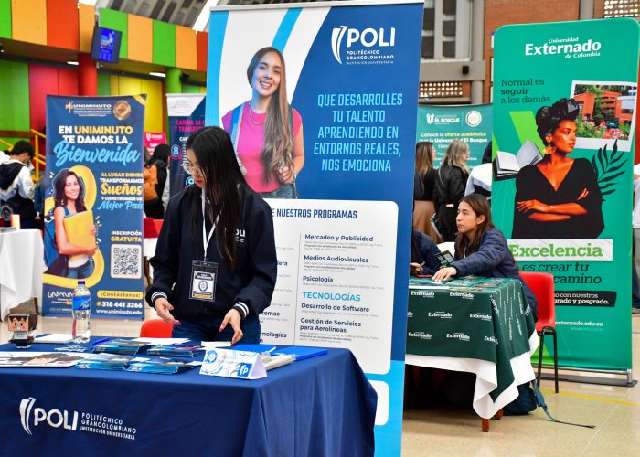 XI Feria Universitaria del Colegio Santa Luisa fortalece el proyecto de vida de los estudiantes