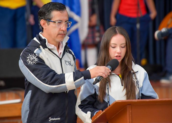 Bendición de lápices para nuestros estudiantes de la Promoción VIKAIRUS 2026