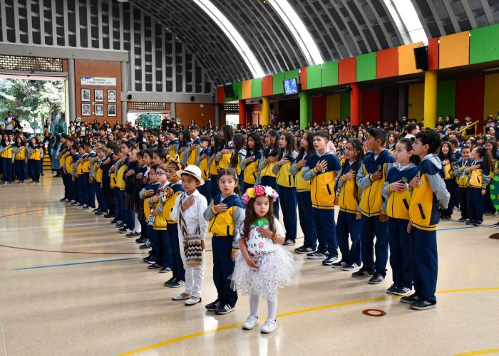 zada de Bandera: Conmemoración Día de la Independencia de Colombia