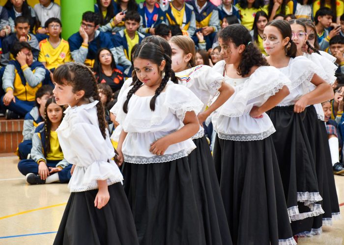 Izada de Bandera Conmemoración Día de la Independencia de Colombia