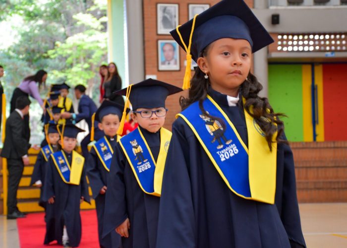 Clausura Grado Transición