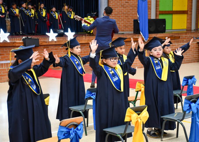 Clausura Grado Transición