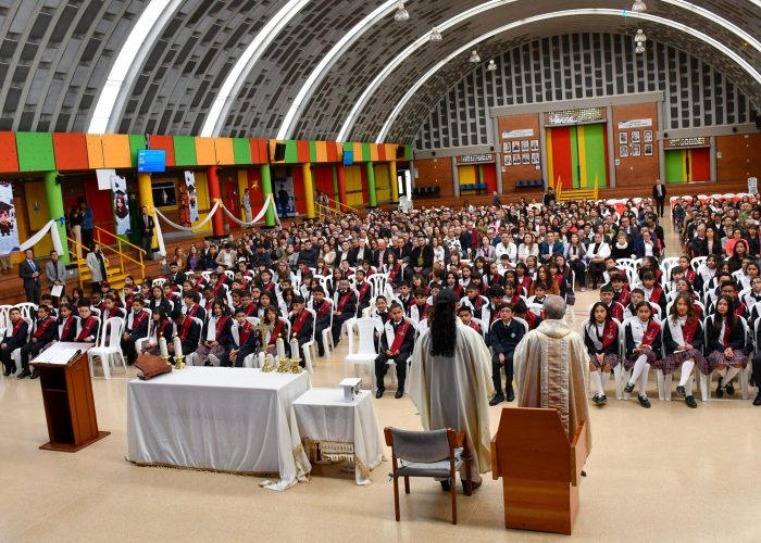 Eucaristía en Acción de Gracias por nuestros Estudiantes de Grado Quinto
