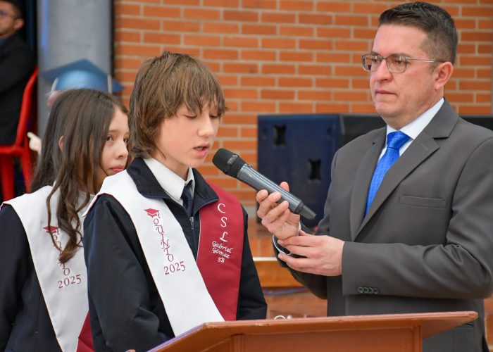 Eucaristía en Acción de Gracias por nuestros Estudiantes de Grado Quinto