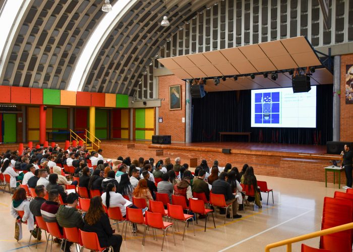 El Colegio Santa Luisa fortalece la formación a maestros con espacios de reflexión pedagógica