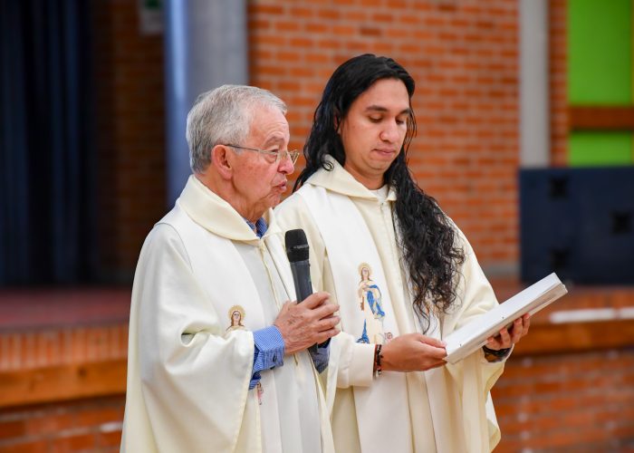 Bendición de lápices para nuestros estudiantes de la Promoción AETERNUM 2025