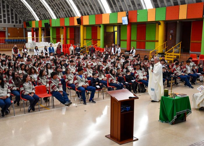 Bendición de lápices para nuestros estudiantes de la Promoción AETERNUM 2025