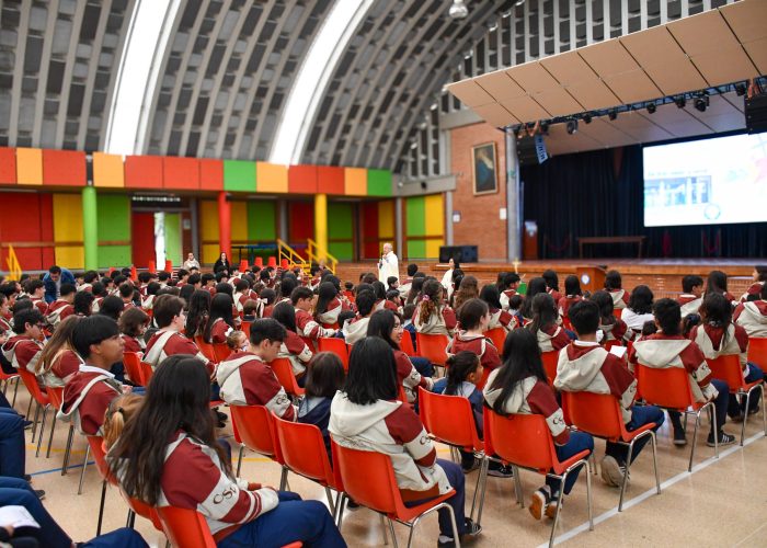 Bendición de lápices para nuestros estudiantes de la Promoción AETERNUM 2025