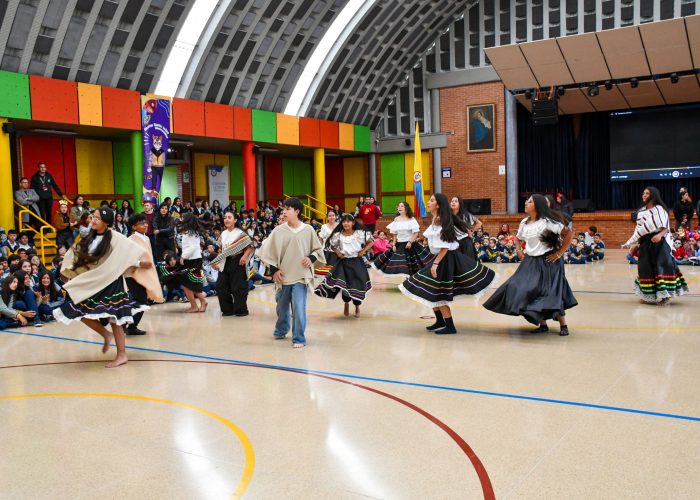 ¡Comenzaron las Fiestas Santa Luisa 2026 al ritmo del Festival Latino!