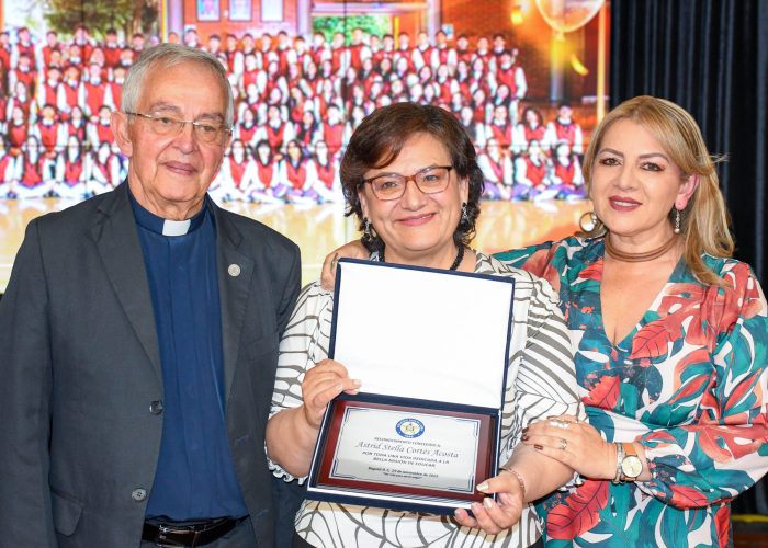 Proclamación Bachilleres – Promoción AETERNUM 2025