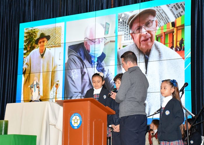Eucaristía Día de la Gratitud en memoria del Padre Gregorio Arango Henao, SJ.