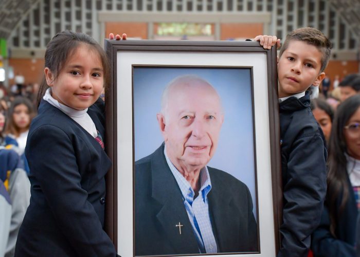 Eucaristía Día de la Gratitud en memoria del Padre Gregorio Arango Henao, SJ.