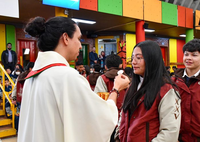 Eucaristía Día de la Gratitud en memoria del Padre Gregorio Arango Henao, SJ.