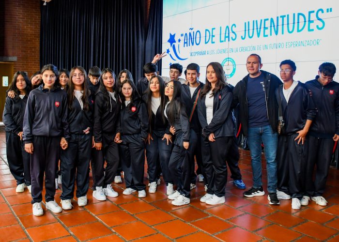 Conmemoración del Día de las Manos Rojas - Una voz colectiva por la vida y la esperanza