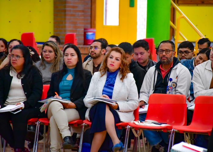 Maestros fortalecen sus conocimientos sobre convivencia escolar y rutas de atención