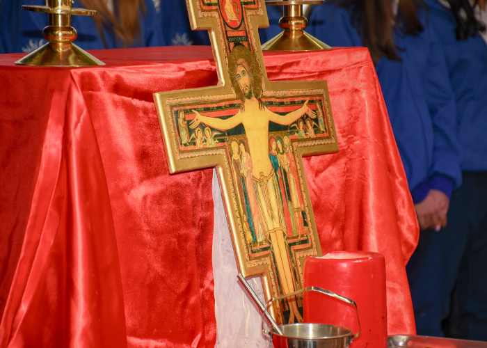 Conmemoración de la Semana Mayor: VIACRUCIS