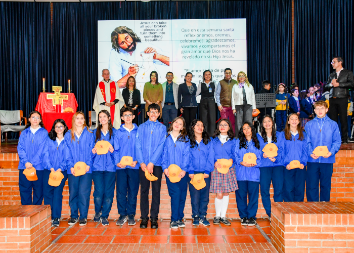 Conmemoración de la Semana Mayor: VIACRUCIS