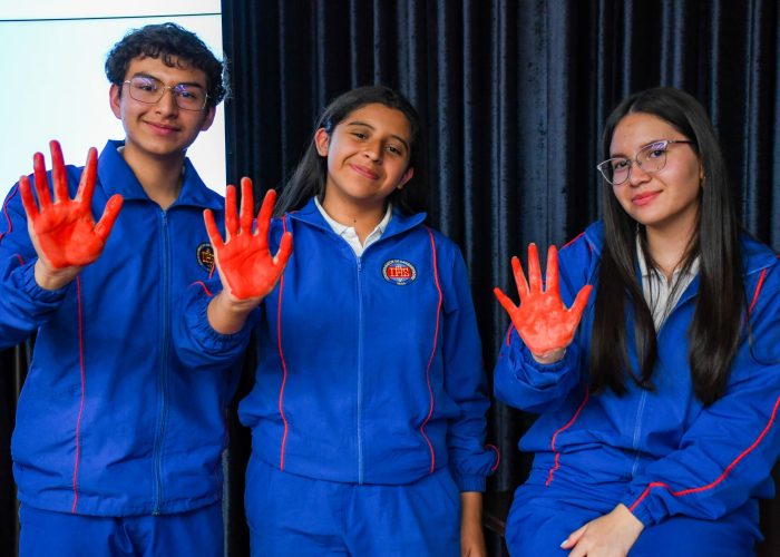 Conmemoración del Día de las Manos Rojas - Una voz colectiva por la vida y la esperanza
