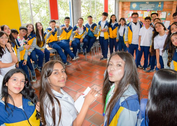 Programa Ciudadanos Creativos Para Una Cultura de Paz 3°, 4° y 10°