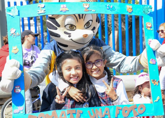 Familias del Colegio Santa Luisa se unieron para promover la Paz