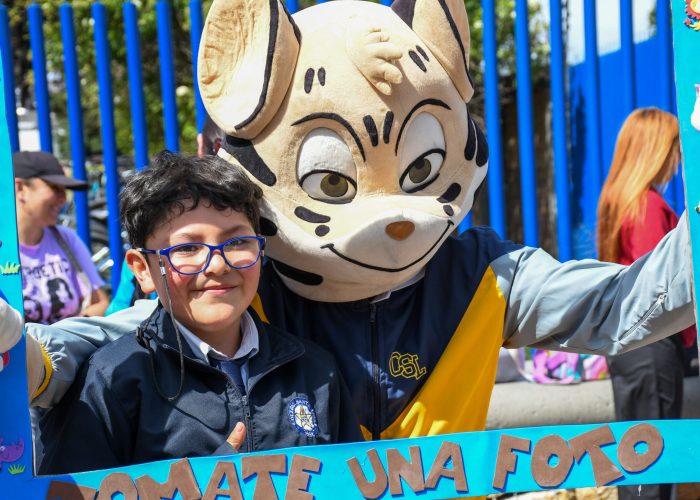 Familias del Colegio Santa Luisa se unieron para promover la Paz