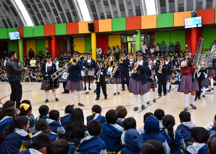 Cierre de la Semana por la Paz en el Colegio Santa Luisa